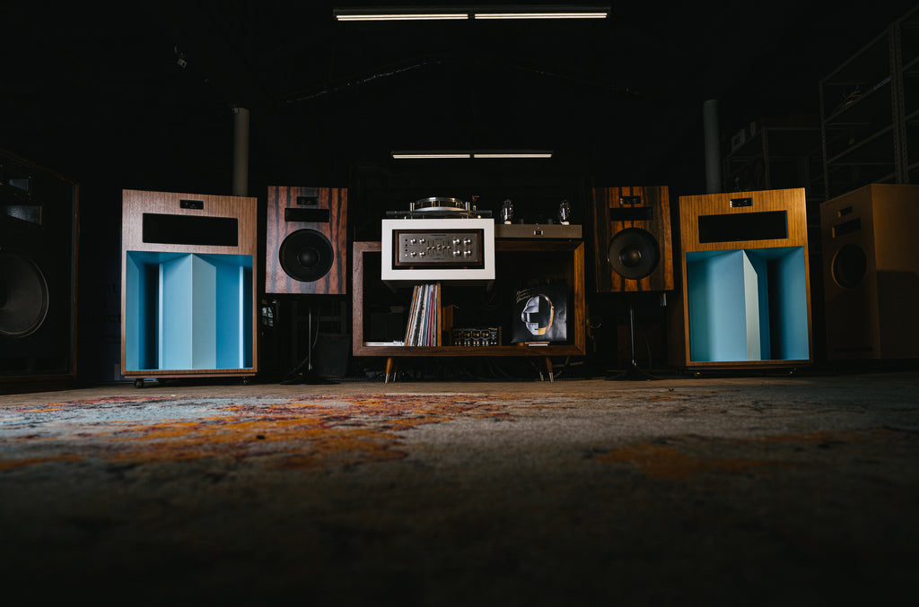 A Primer on Vintage HiFi Brands AURAL HiFi