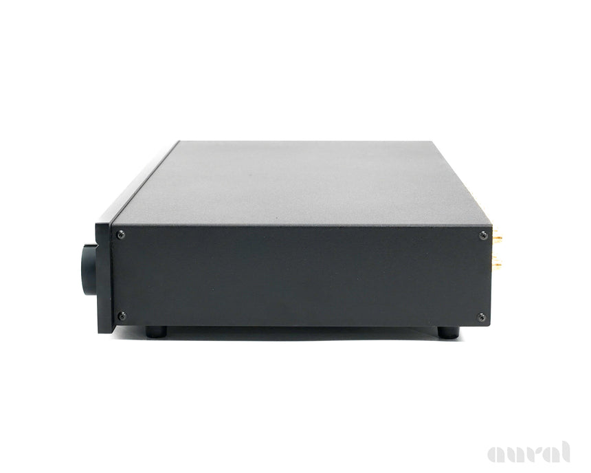 Aragon 18K // Vintage / Solid State Preamplifier