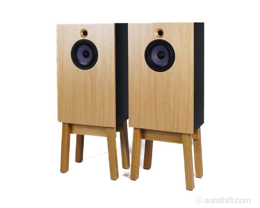 New / DeVore Fidelity O/baby // Speakers / White Oak