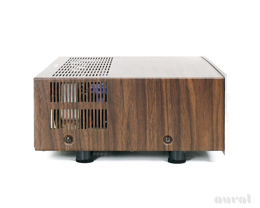 Marantz Model 1030 // Solid State Integrated Amplifier