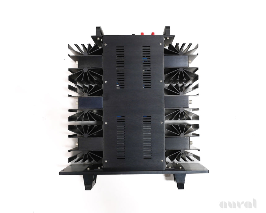 Mark Levinson ML-2 // Solid-State Monoblock Amplifiers / 1466/1704