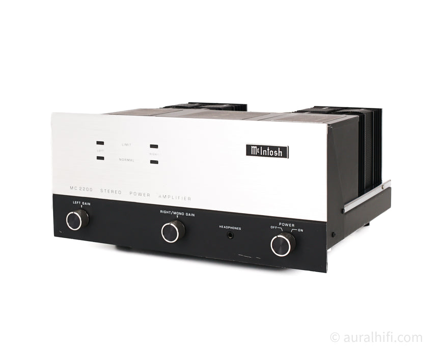 Vintage / McIntosh MC2200 // Solid-State Amplifier / Professional Electronic Restoration (AU2326)