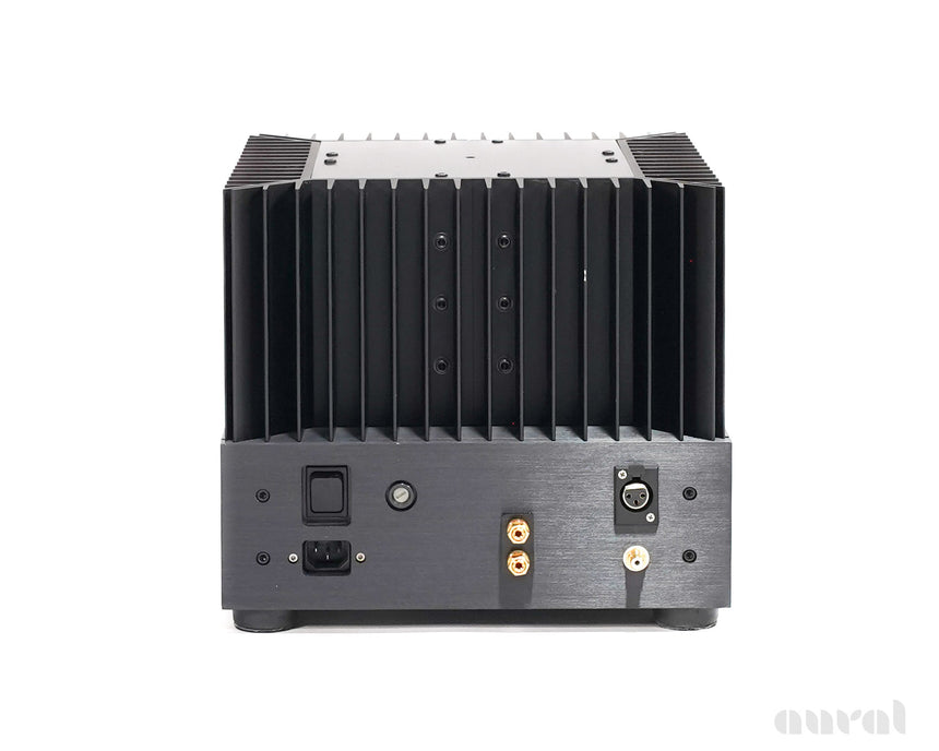 Pass Labs Aleph 0 // Vintage / Class A Monoblock Amplifiers // 4912 / 4913