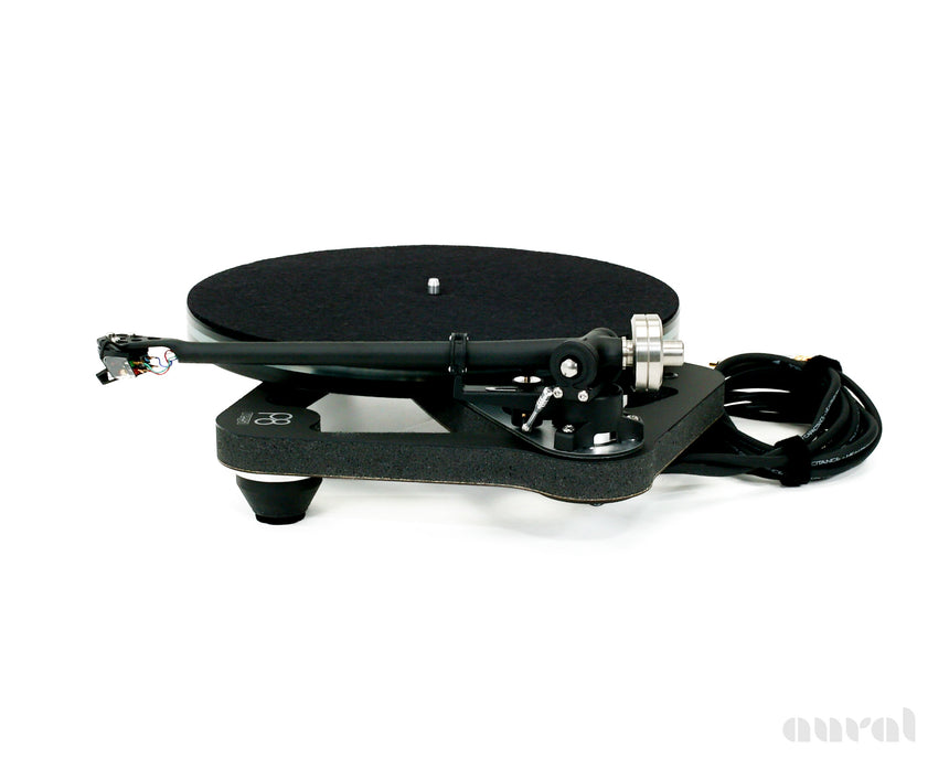 Rega Planar 8 (P8) // Preowned / Turntable with Power Supply / Ania MC Cartridge