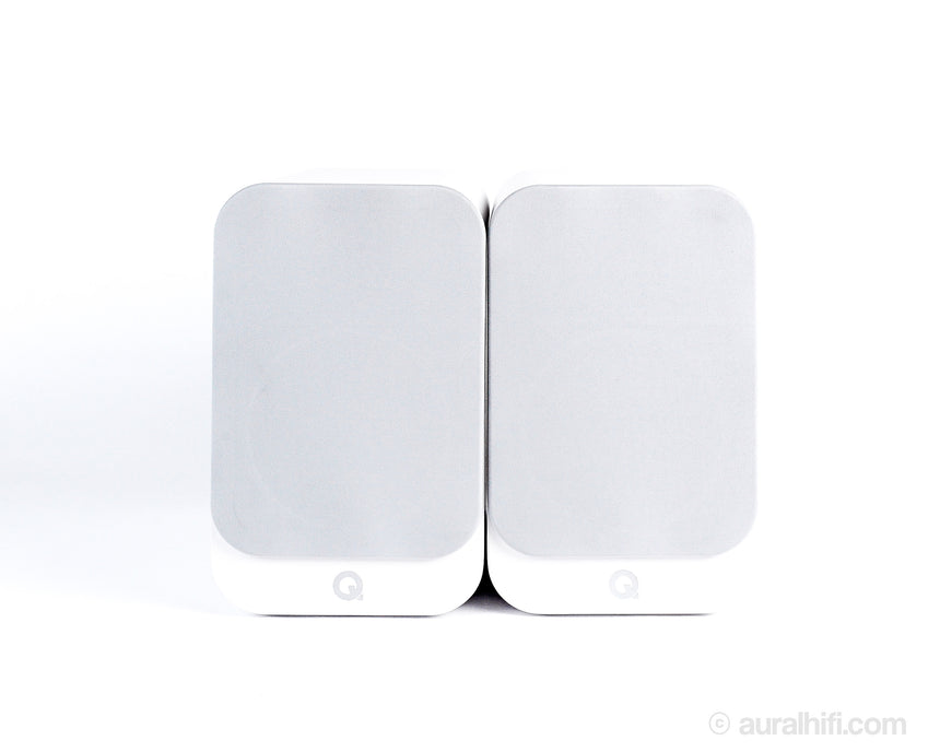 Q Acoustics 3030i // Speakers / Like New / Open box
