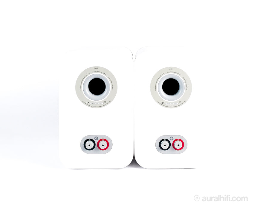 Q Acoustics 3030i // Speakers / Like New / Open box