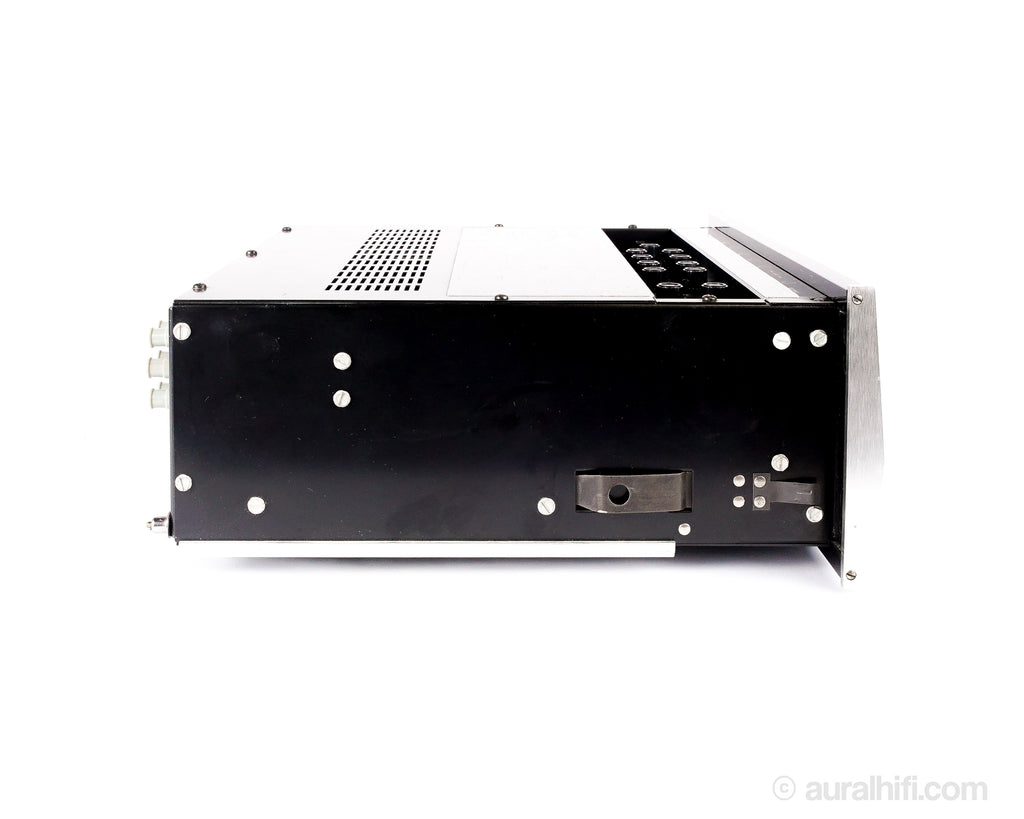 Vintage Mcintosh C28 // Solid-State Preamplifier – AURAL HiFi