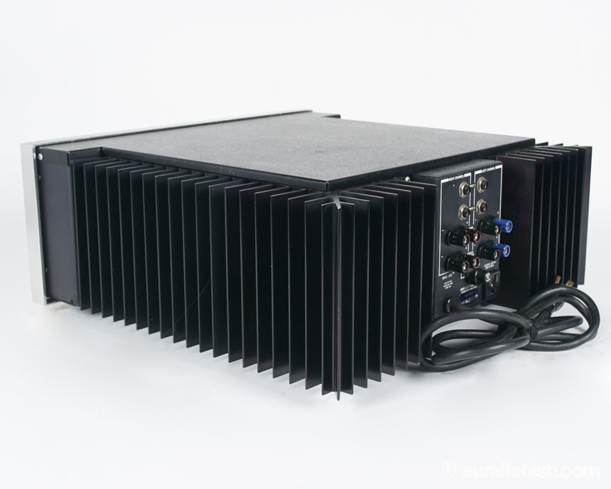 Bose 1801 // Solid State Stereo Amplifier