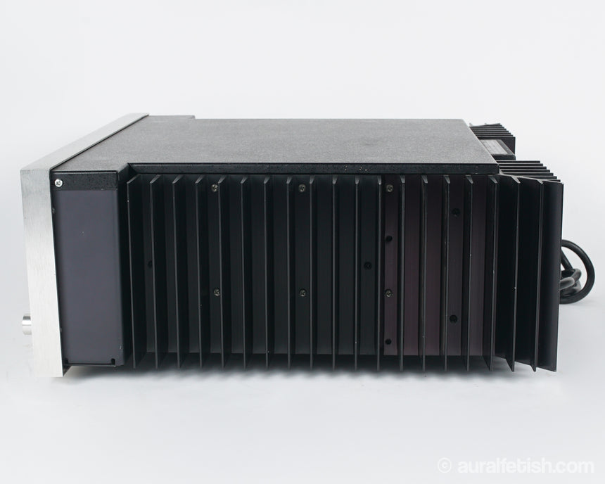 Bose 1801 // Solid State Stereo Amplifier
