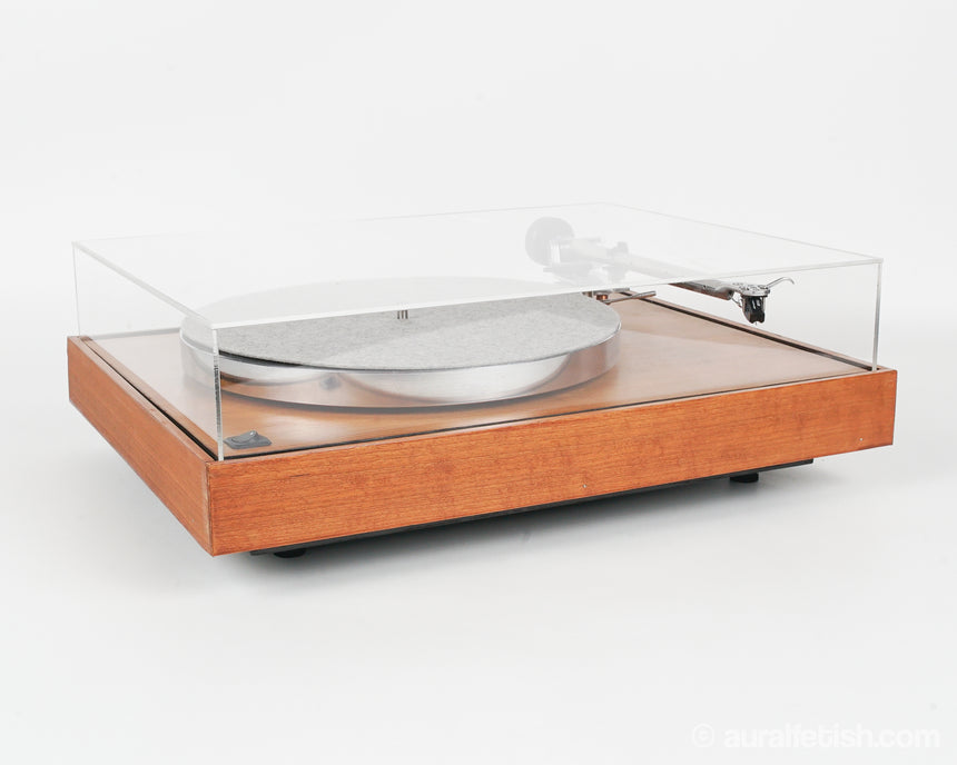 Custom Turntable / Rega Arm / AR Platter / VPI Motor