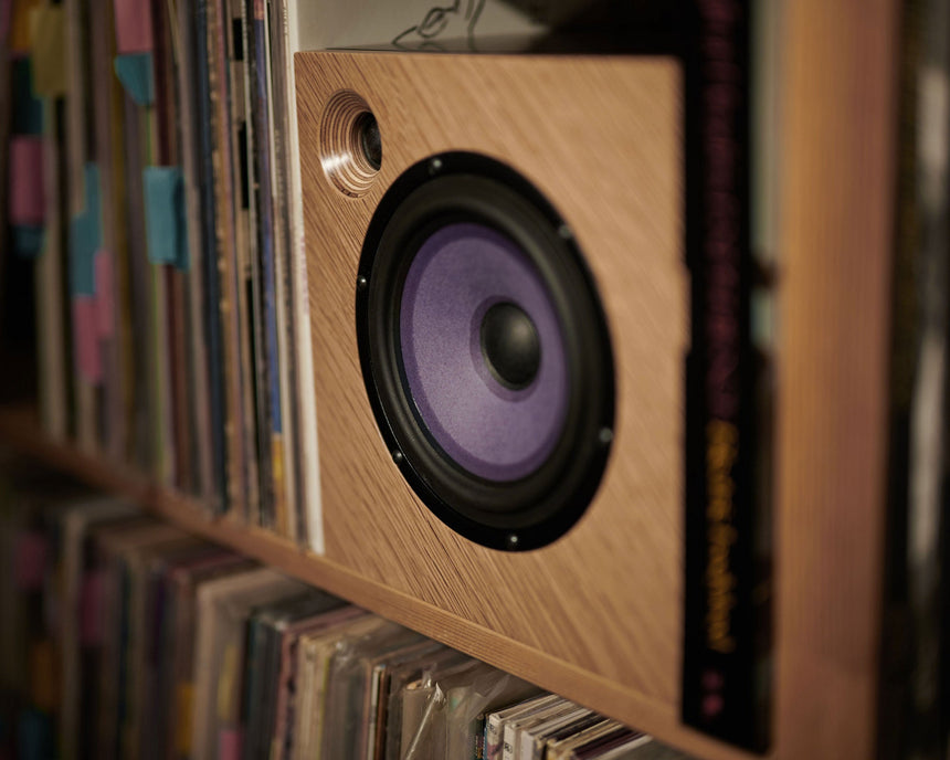 DeVore Fidelity Orangutan micr/O // New / Speakers / White Oak
