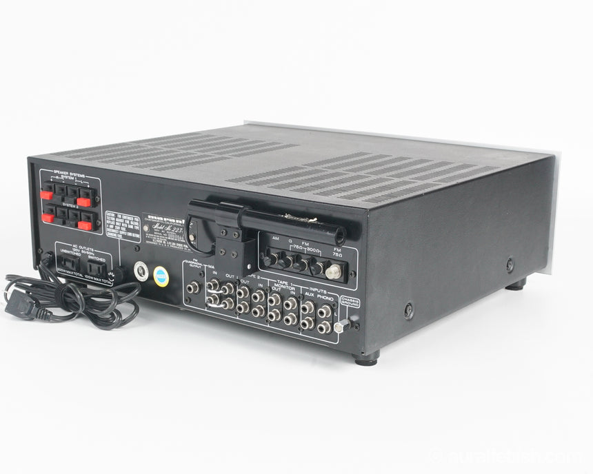 Marantz 2238 // Stereo Receiver