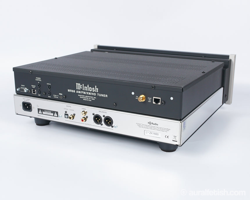 McIntosh MR88 // Solid-State Tuner AM/FM/XM/HD / Pristine