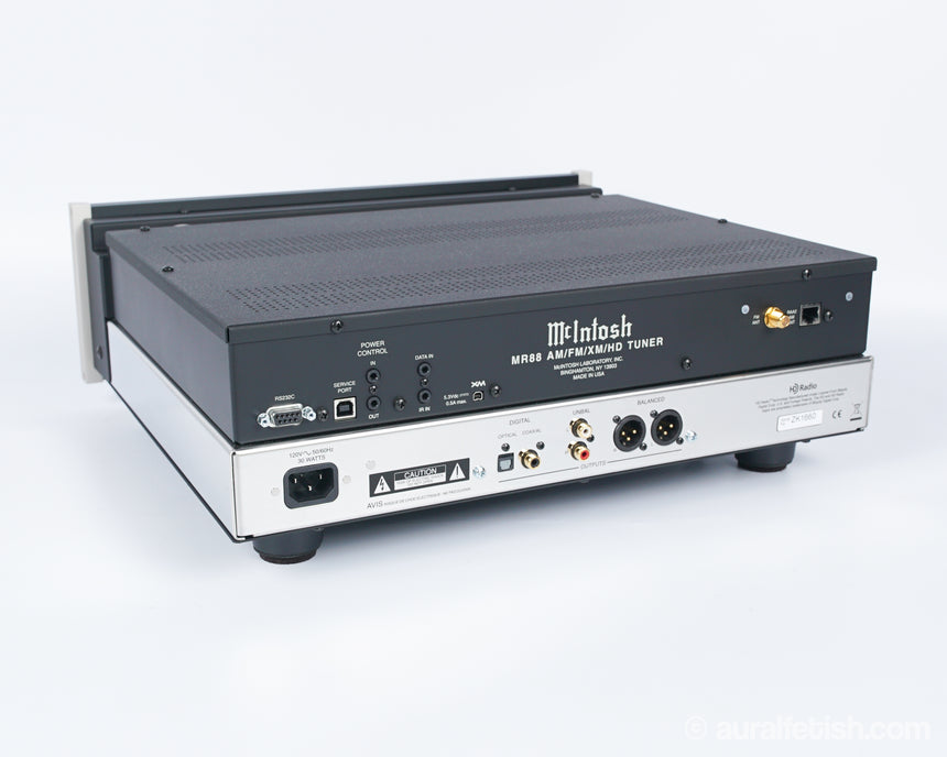 McIntosh MR88 // Solid-State Tuner AM/FM/XM/HD / Pristine