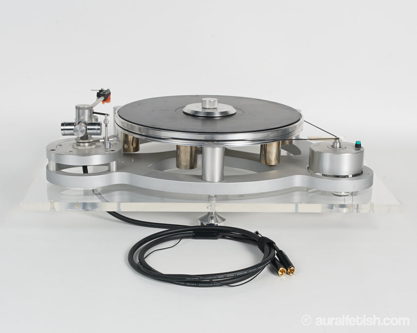Michell Gyrodec // Turntable / Michell Focus Tonearm / New Ortofon Bronze