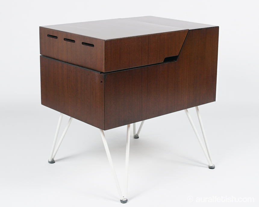 Mitchell 3D // Hi-Fi Turntable Console
