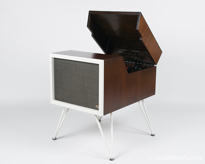 Mitchell 3D // Hi-Fi Turntable Console