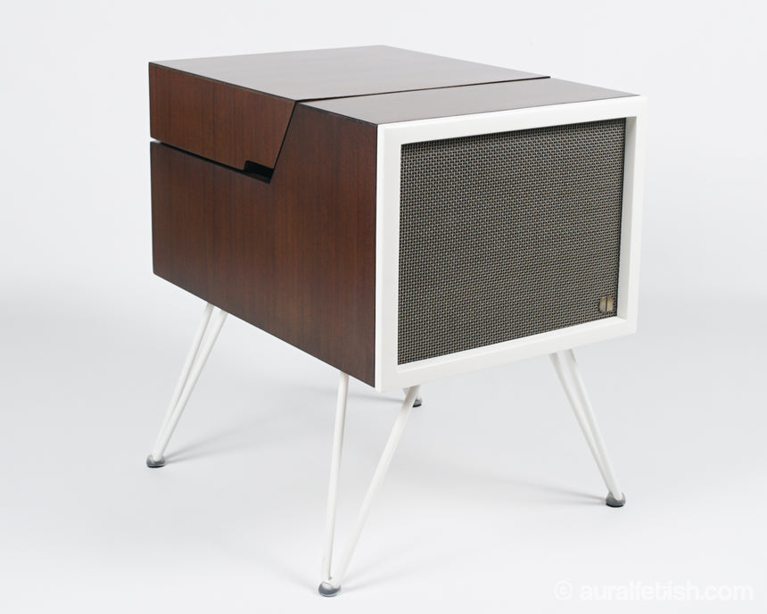 Mitchell 3D // Hi-Fi Turntable Console