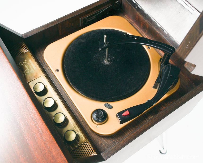 Mitchell 3D // Hi-Fi Turntable Console