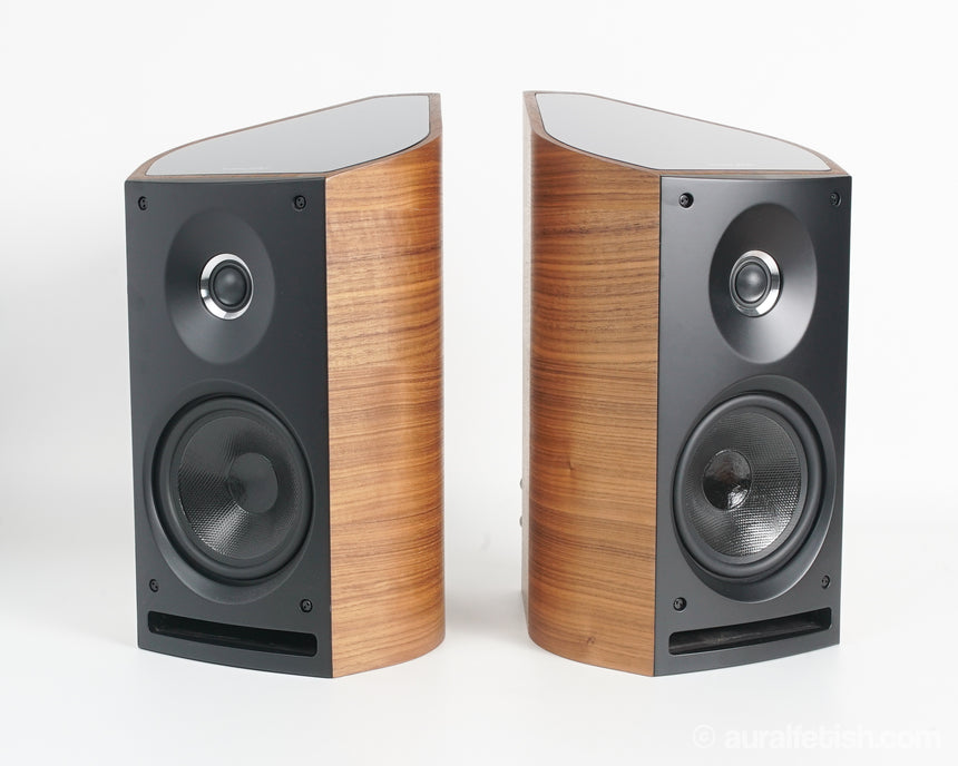 Sonus Faber Venere 2.0 // Bookshelf Speakers