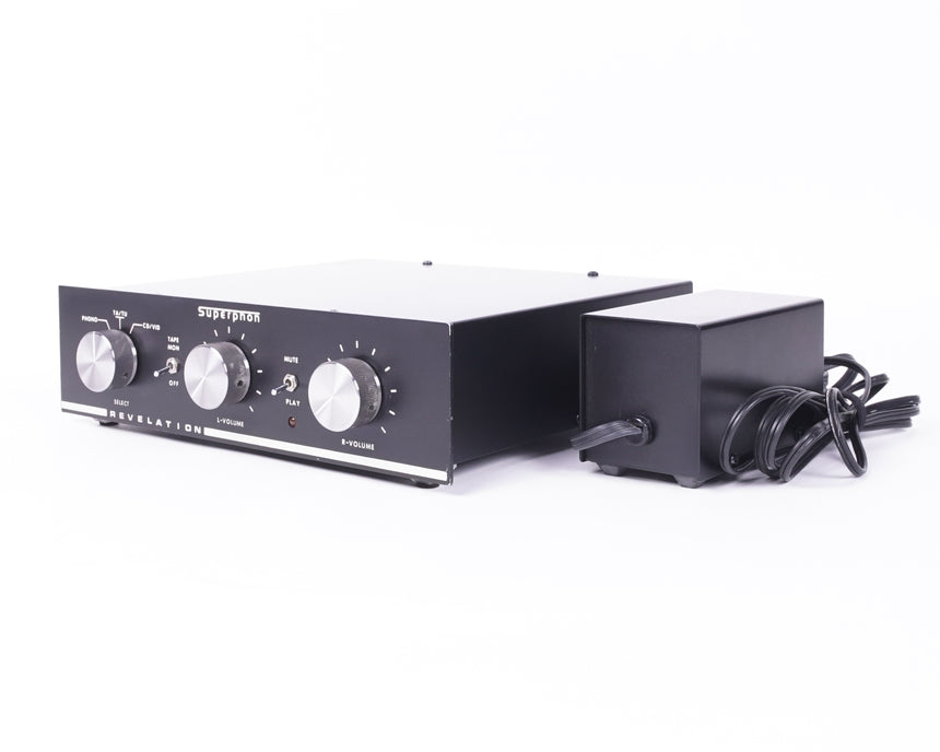 Superphon Revelation // Solid-State Preamplifier