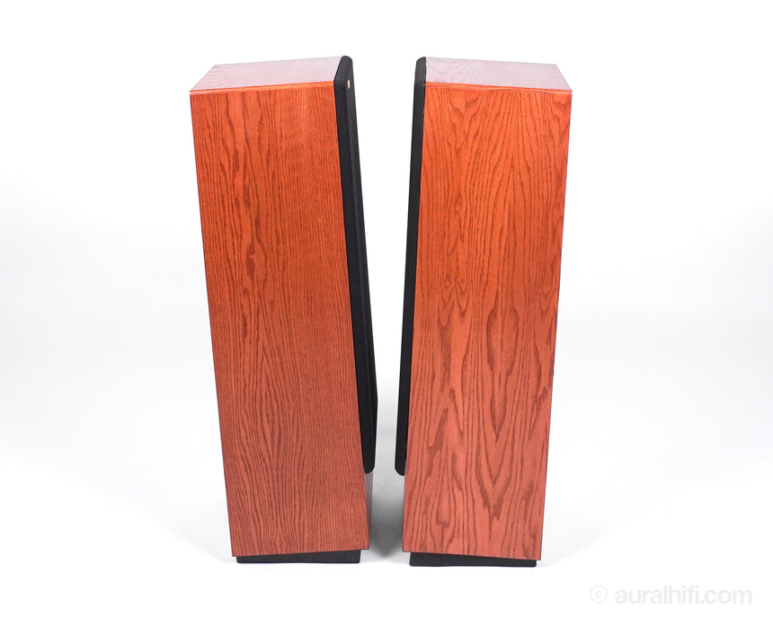 Vintage Legacy 2+ // Floorstanding Loudspeakers