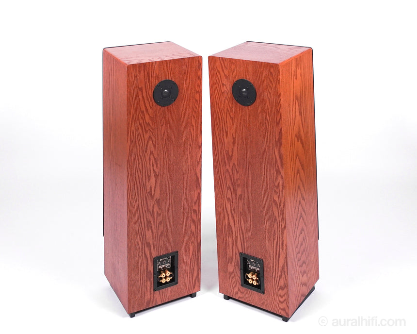 Vintage Legacy 2+ // Floorstanding Loudspeakers