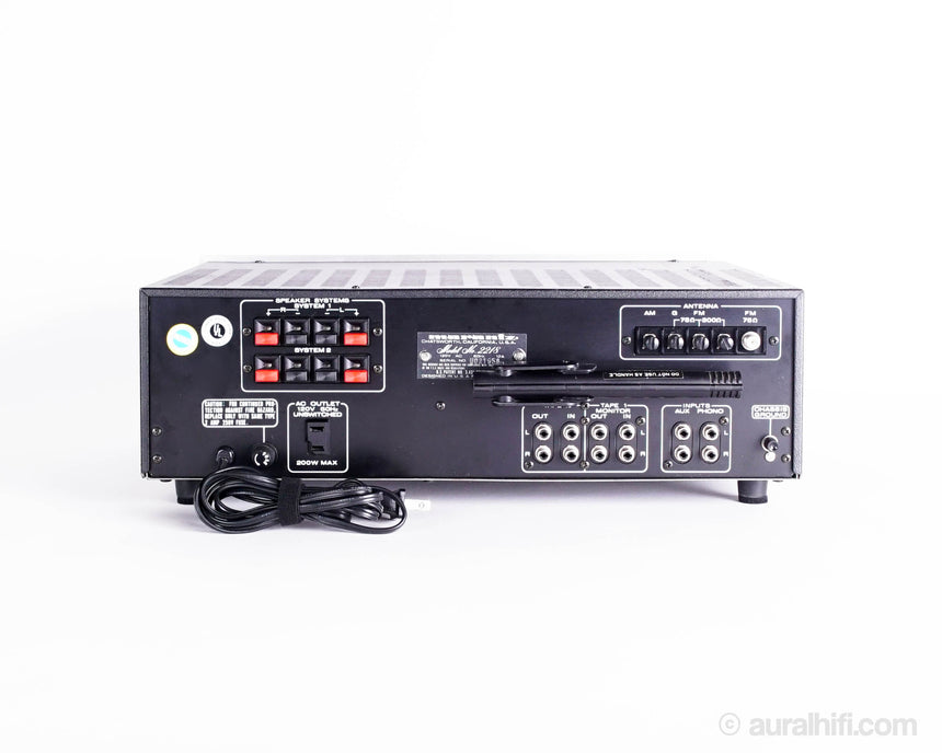 Vintage Marantz 2218 // Solid-State Receiver / Rare