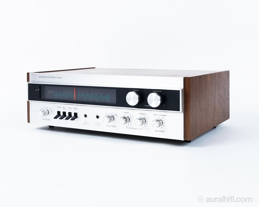 Vintage Sherwood S-7100A // Solid-State Receiver