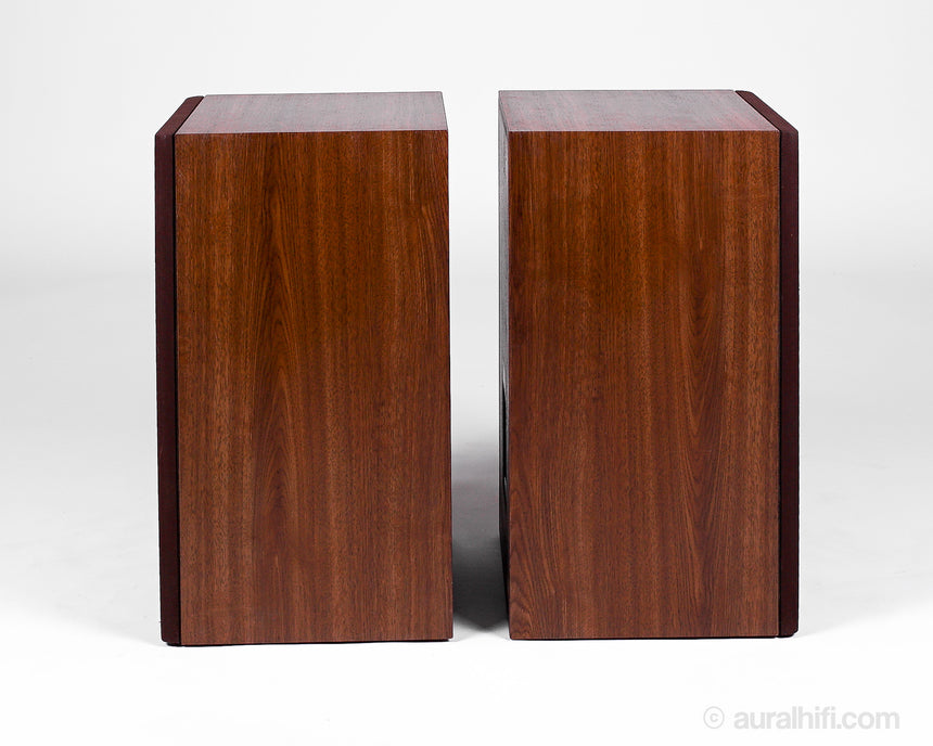 Vintage Yamaha NS-225 // Bookshelf Speakers