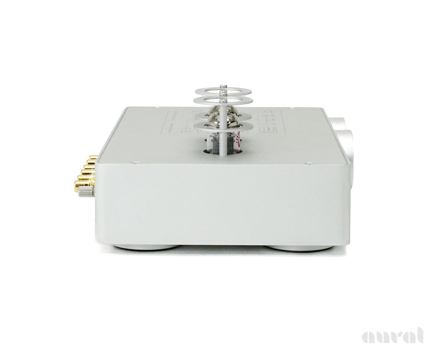 Music Hall Analogue A3 // Demo / Phono Preamplifier
