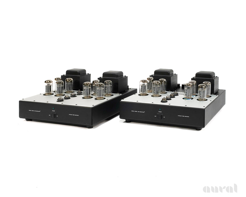 Audio Research VM220 // Preowned / Tube Amplifier Monoblocks / Near Mint - 801/802