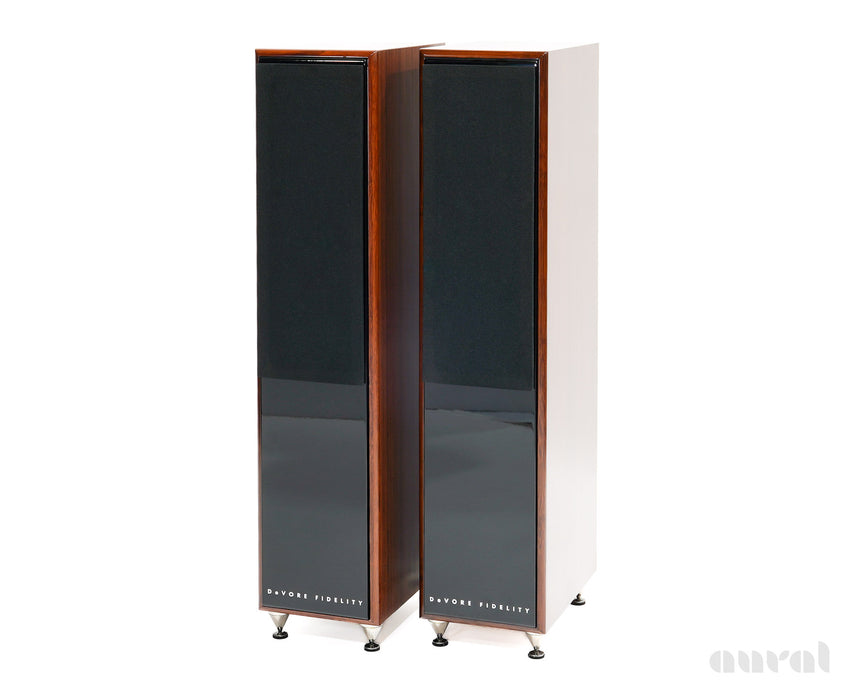 DeVore Fidelity Gibbon Super Nine // Preowned / Tower Speakers / Mahogany