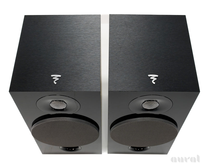 Focal Chora 806 // Preowned Two Way Bookshelf Speakers