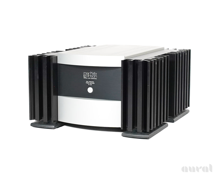 Mark Levinson No. 332 // Dual Mono Solid-State Stereo Amplifier / 1791