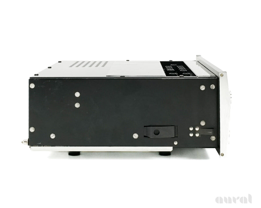 McIntosh C28 // Vintage / Solid-State Preamplifier (26X09)