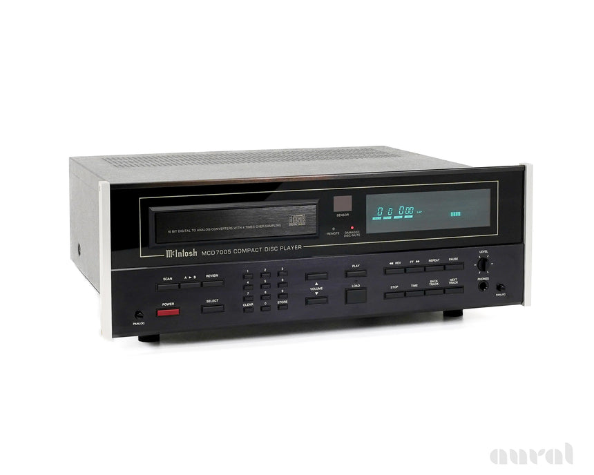 McIntosh MCD7005 // Vintage / CD Player