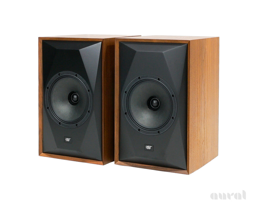 MoFi Sourcepoint 8 // Demo / Bookshelf Speakers / Walnut / With Stands