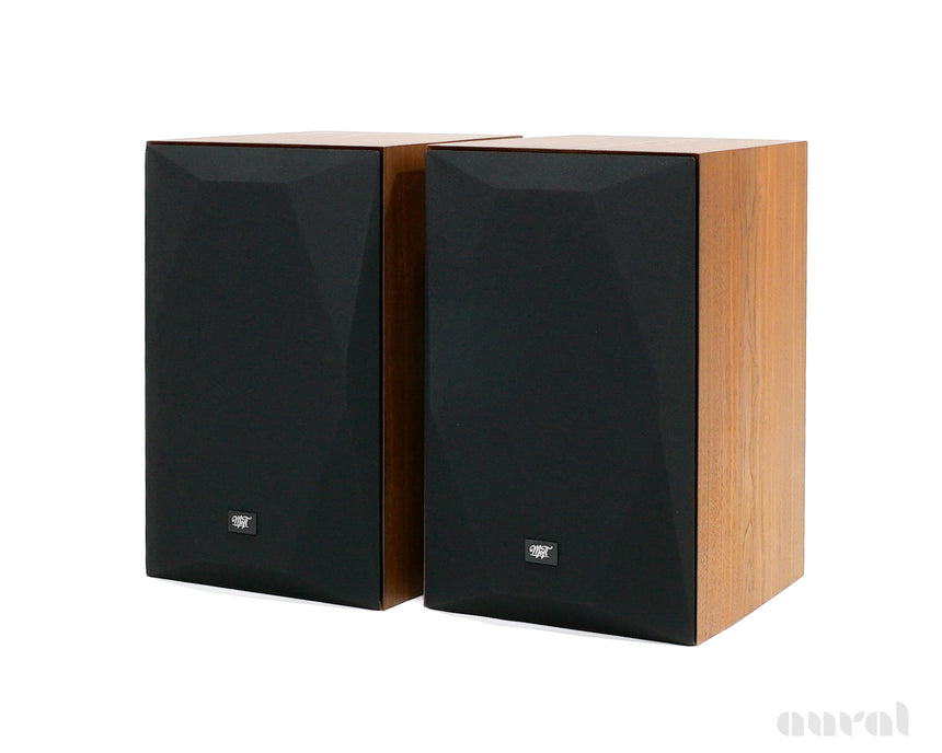 MoFi Sourcepoint 8 // Demo / Bookshelf Speakers / Walnut / With Stands
