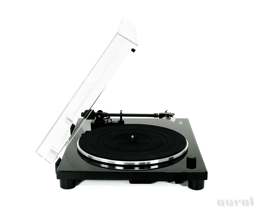 Music Hall MMF 1.3 // Demo / Belt Drive Turntable