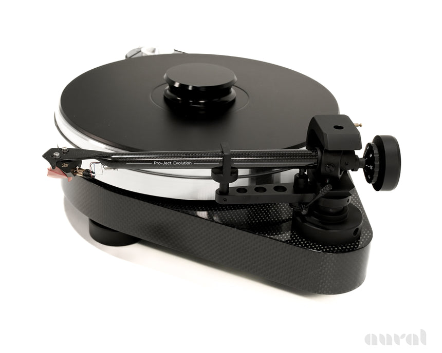 Pro-Ject RPM 9 Carbon // Preowned / Belt Drive Turntable / New Ortofon Bronze