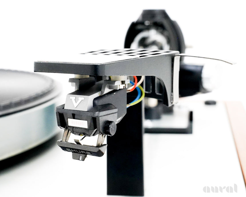 Thorens TD-160 C // Preowned / Turntable / Shure V15V Cartridge