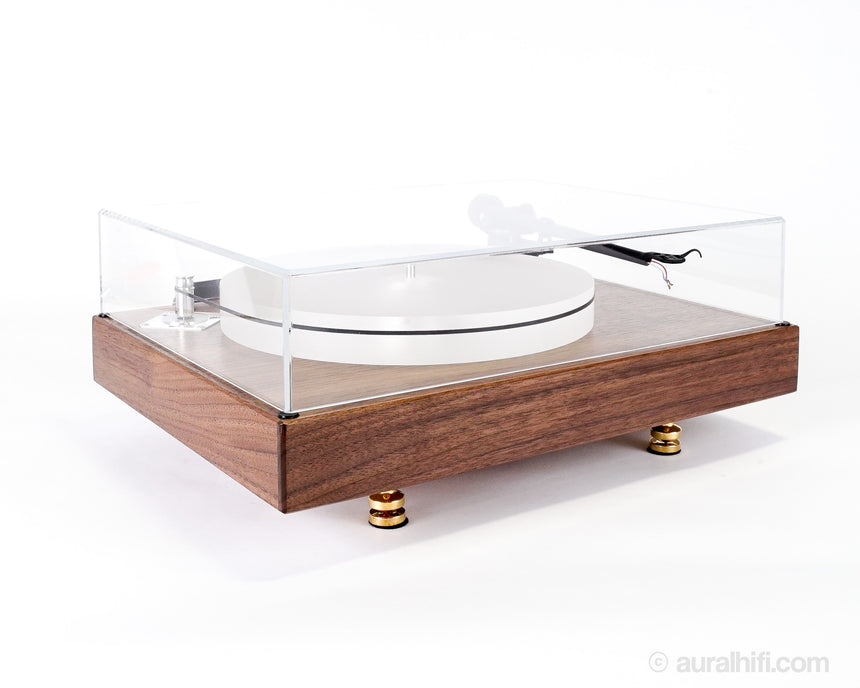 New / Sota  Quasar //  Turntable / RB330 Tonearm / With Dustcover