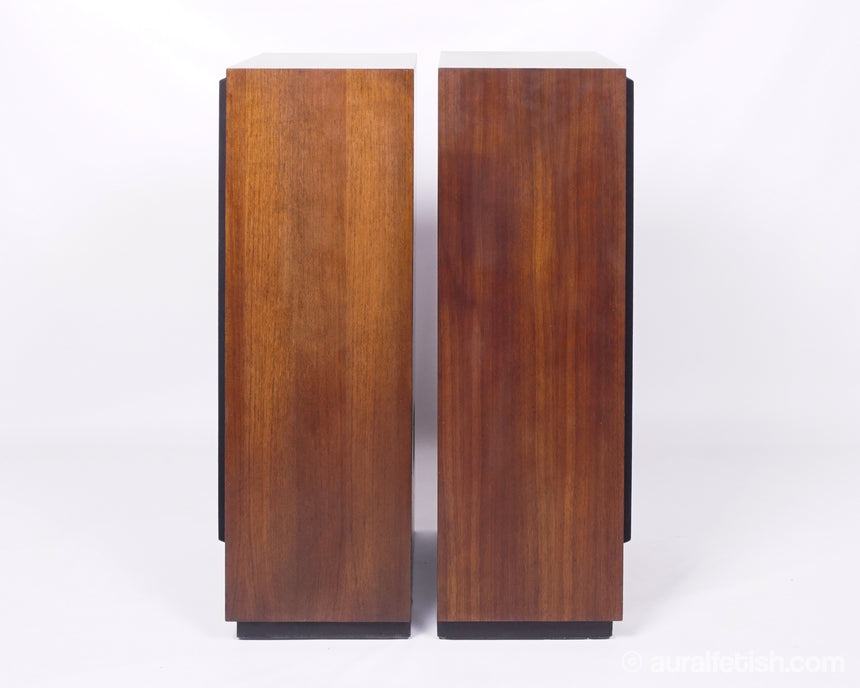 Vintage McIntosh XR16 // Isoplanar Speakers