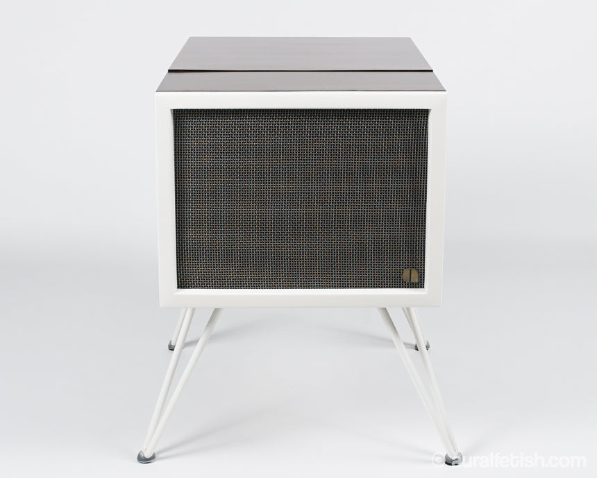 Mitchell 3D // Hi-Fi Turntable Console