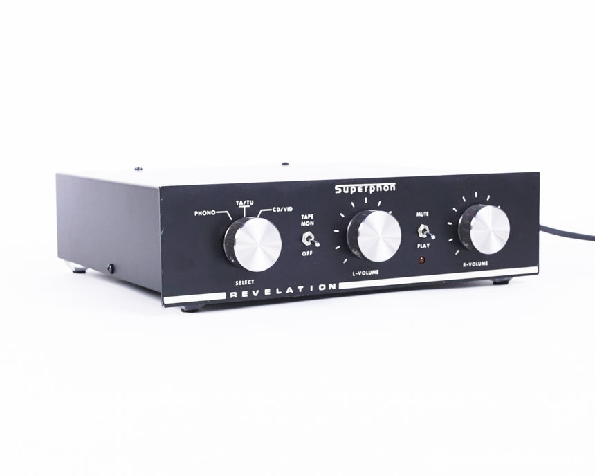 Superphon Revelation // Solid-State Preamplifier